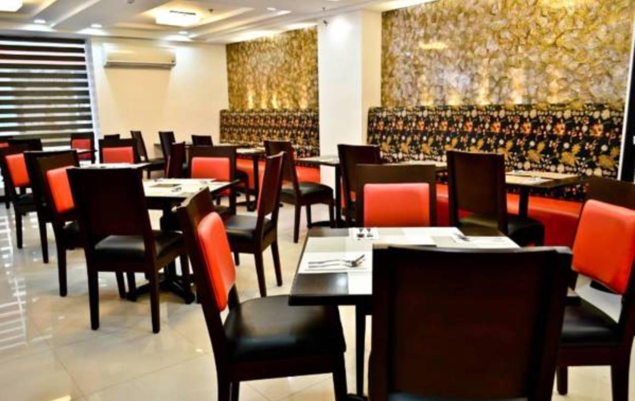 Tyche Boutique Hotel Legazpi Buitenkant foto