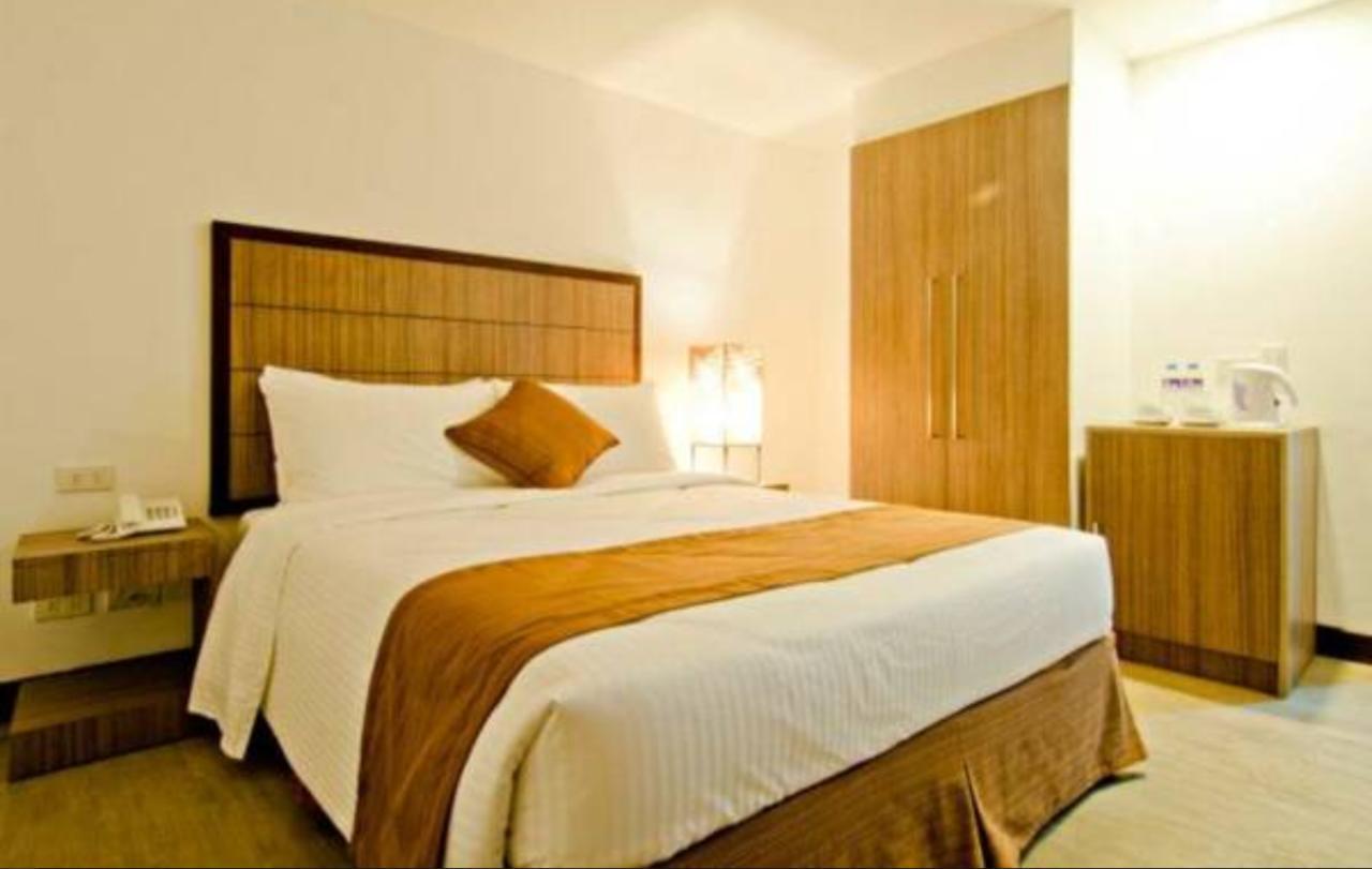 Tyche Boutique Hotel Legazpi Buitenkant foto